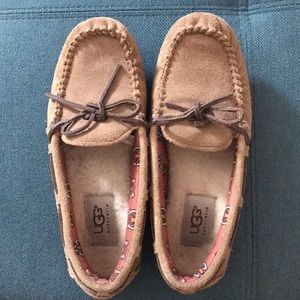 Ugg slippers size 3